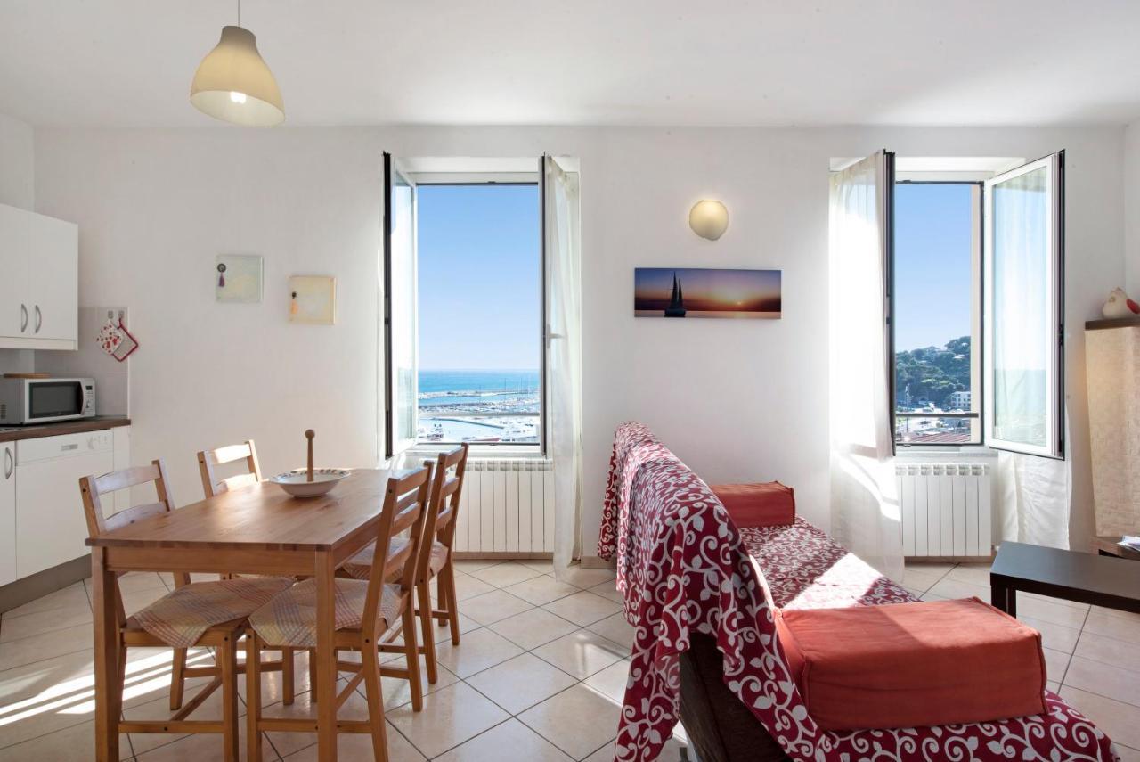 Trilocale In Villa Vista Mare Apt 3 Varazze Extérieur photo